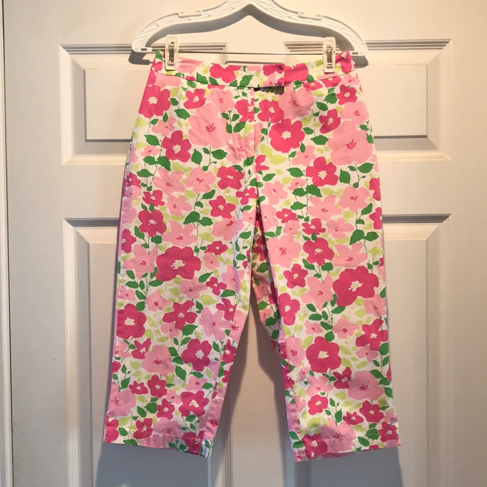 Liz Claiborne pink and green flower capris pants